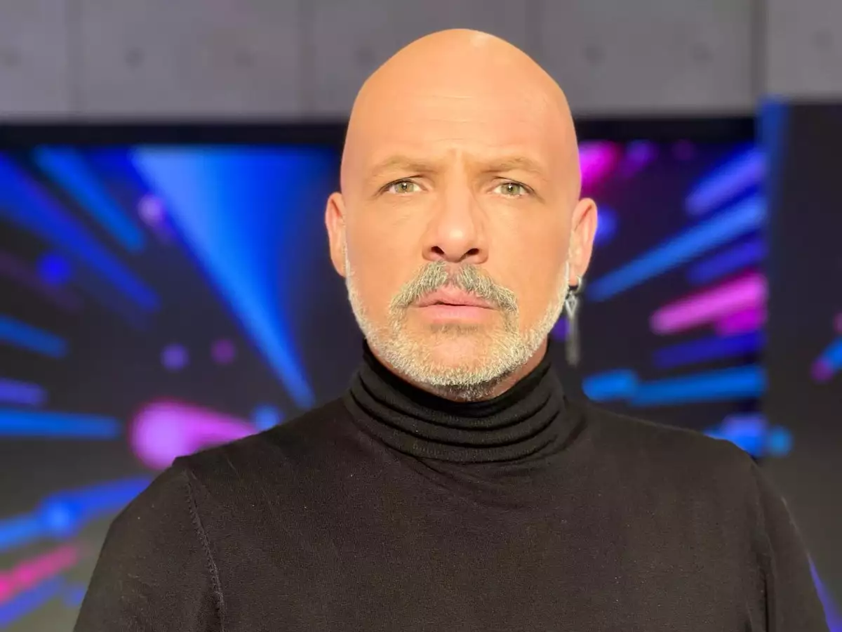 NIKOS MOUTSINAS1